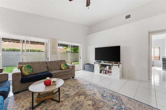 8790 NW 142nd St, Miami Lakes, FL 33018