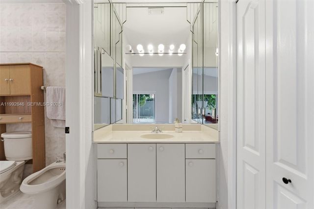 8790 NW 142nd St, Miami Lakes, FL 33018