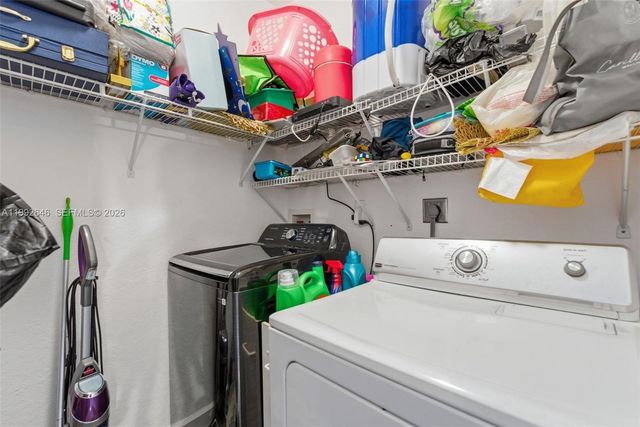 8790 NW 142nd St, Miami Lakes, FL 33018