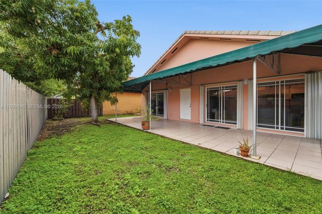 8790 NW 142nd St, Miami Lakes, FL 33018