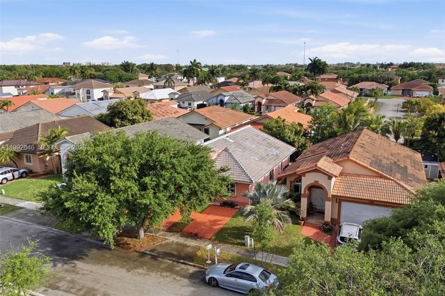 8790 NW 142nd St, Miami Lakes, FL 33018