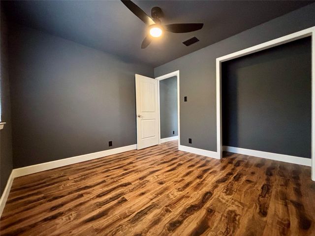 116 Bougainvillea Street, Lake Jackson, TX 77566