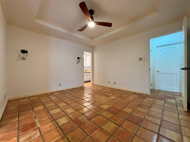 116 Bougainvillea Street, Lake Jackson, TX 77566