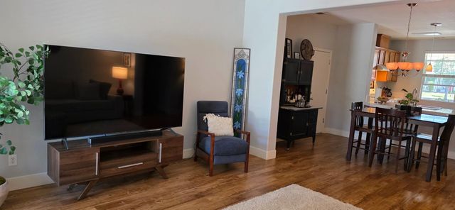 602 E Abbott Avenue, Reedley, CA 93654