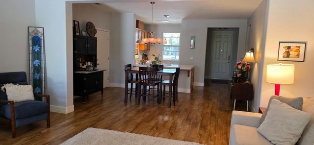 602 E Abbott Avenue, Reedley, CA 93654