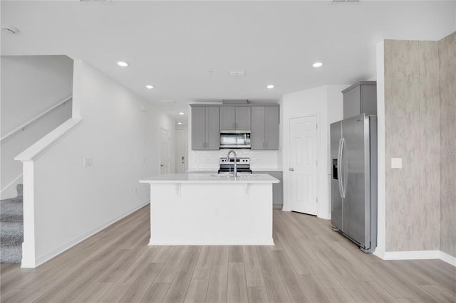 2026 CRAPE JASMINE LANE, Orlando, FL 32824