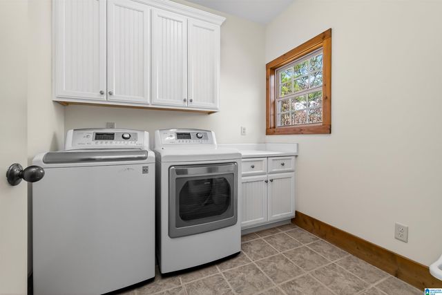 1035 TARA DRIVE, Chelsea, AL 35051