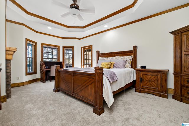 1035 TARA DRIVE, Chelsea, AL 35051