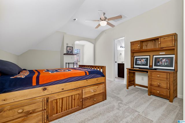 1035 TARA DRIVE, Chelsea, AL 35051