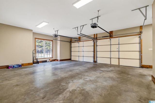 1035 TARA DRIVE, Chelsea, AL 35051