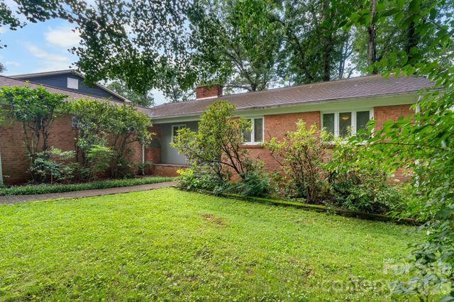 219 West Park Drive, Morganton, NC 28655