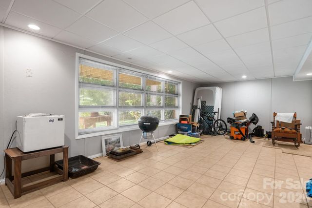219 West Park Drive, Morganton, NC 28655