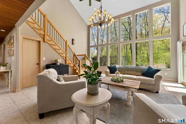 500 Thrall Avenue, Suffield, CT 06078