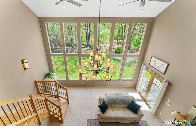 500 Thrall Avenue, Suffield, CT 06078