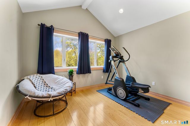 500 Thrall Avenue, Suffield, CT 06078