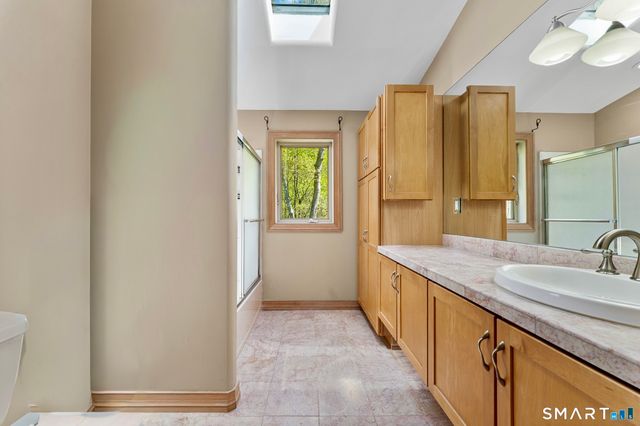500 Thrall Avenue, Suffield, CT 06078