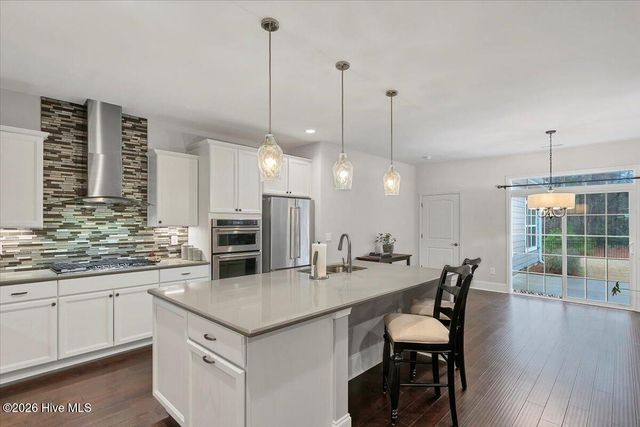 145 Holly Springs Court, Southern Pines, NC 28387