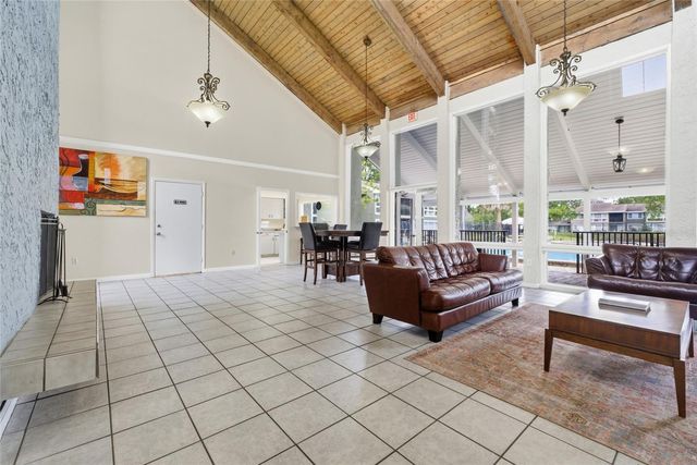 6060 PEREGRINE AVENUE 17E, Orlando, FL 32819