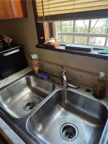 243 E 82nd, Los Angeles, CA 90003