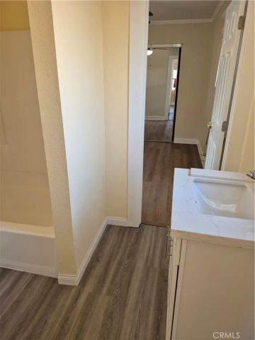243 E 82nd, Los Angeles, CA 90003