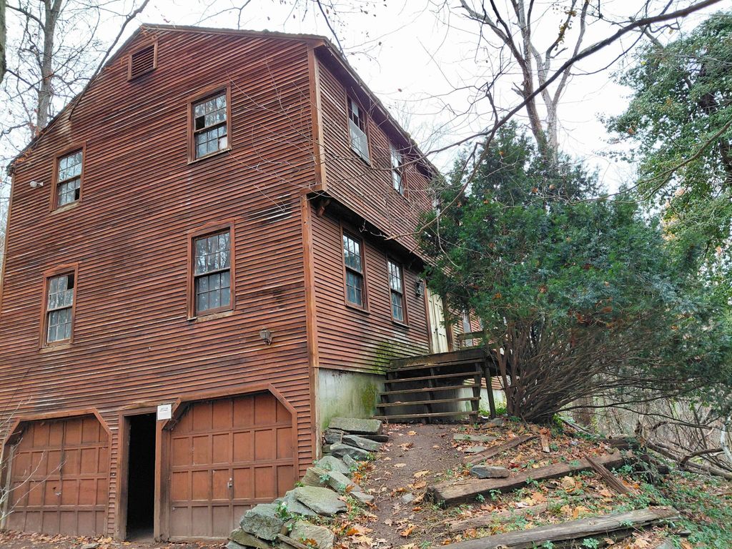 283 Mountain View Road, Somers, CT 06071