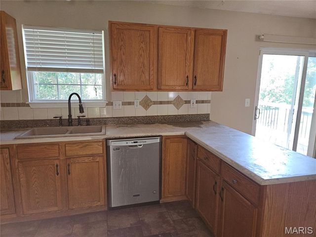 929 Carla Drive, Troy, IL 62294