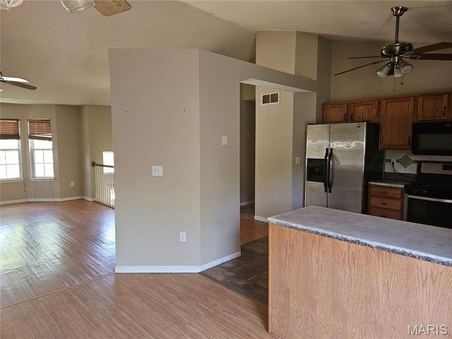 929 Carla Drive, Troy, IL 62294