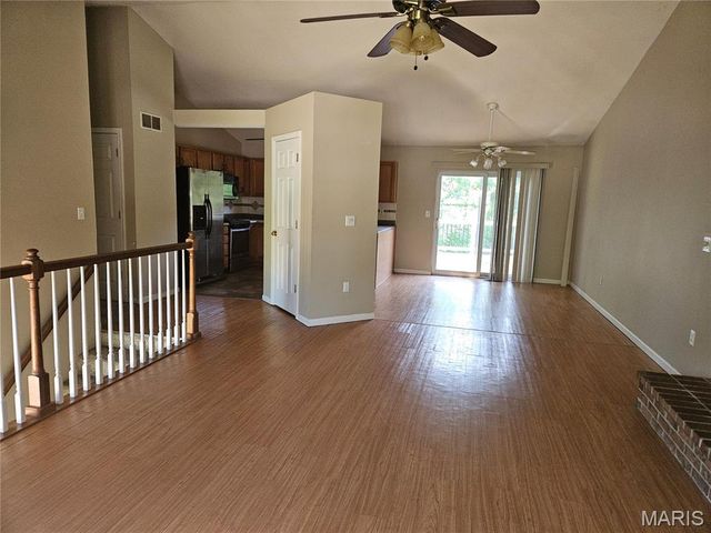 929 Carla Drive, Troy, IL 62294