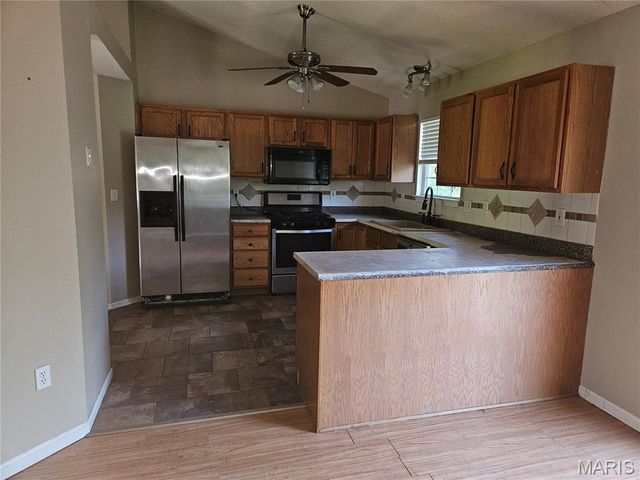 929 Carla Drive, Troy, IL 62294