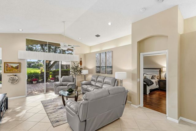 11948 Habana Avenue, Boynton Beach, FL 33437