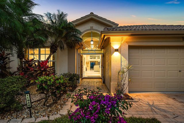 11948 Habana Avenue, Boynton Beach, FL 33437