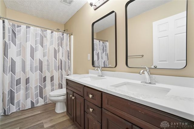 2018 Bridgewater Lane, Monroe, OH 45050