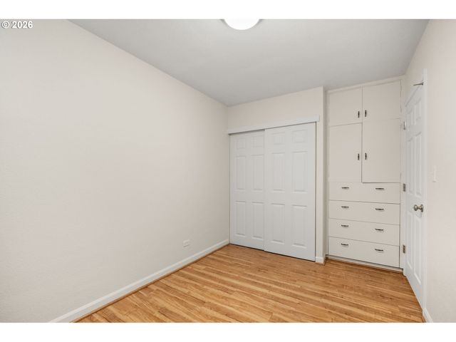2187 W 15TH Ct, Eugene, OR 97402