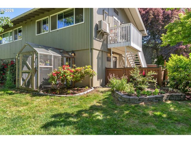 2187 W 15TH Ct, Eugene, OR 97402