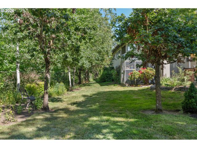 2187 W 15TH Ct, Eugene, OR 97402
