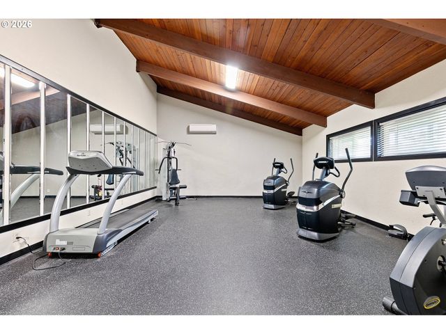 2187 W 15TH Ct, Eugene, OR 97402