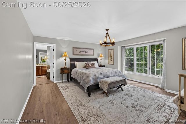 11073 Sandy Creek Drive, South Lyon, MI 48178