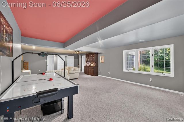11073 Sandy Creek Drive, South Lyon, MI 48178
