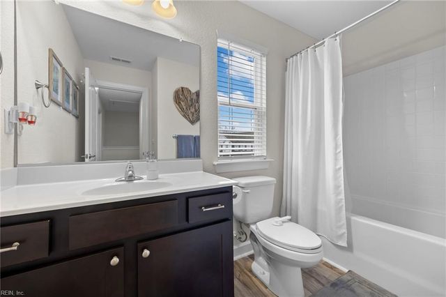 5235 Doswell ST, Norfolk, VA 23502