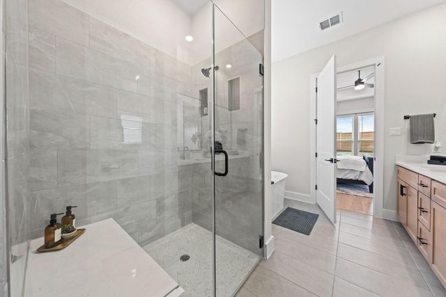 313 E Luna Blue LN, Jarrell, TX 76537