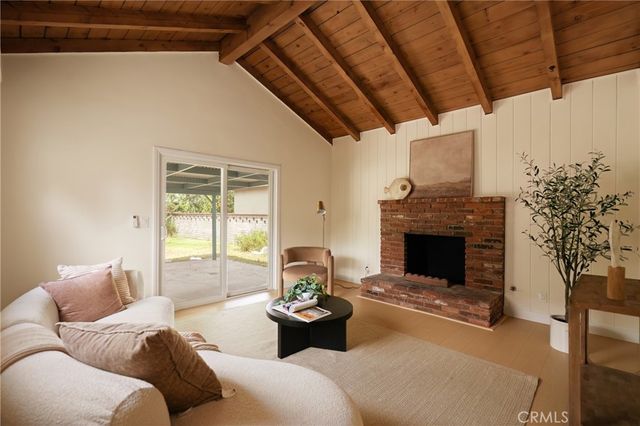 439 Montana Street, Monrovia, CA 91016