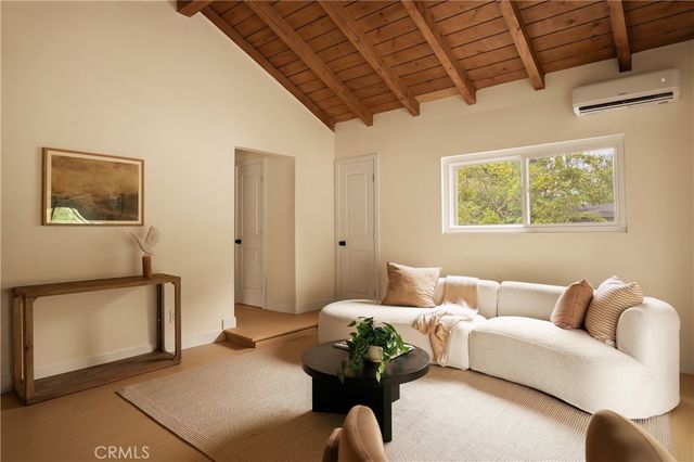 439 Montana Street, Monrovia, CA 91016