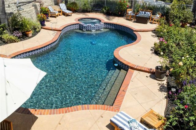 2 High Bluff, Laguna Niguel, CA 92677