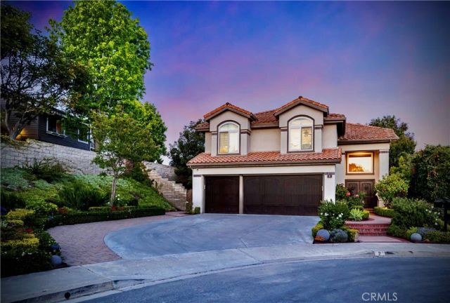 2 High Bluff, Laguna Niguel, CA 92677