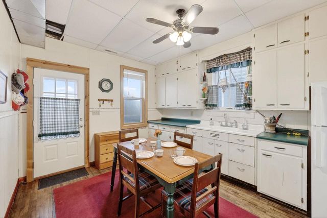 210 Lake Avenue, Montello, WI 53949