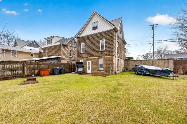 210 Lake Avenue, Montello, WI 53949