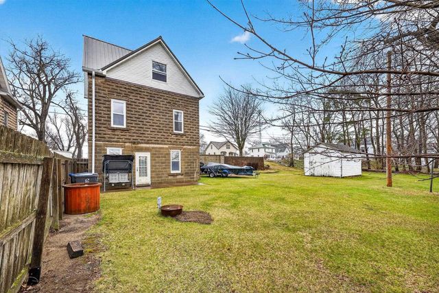 210 Lake Avenue, Montello, WI 53949