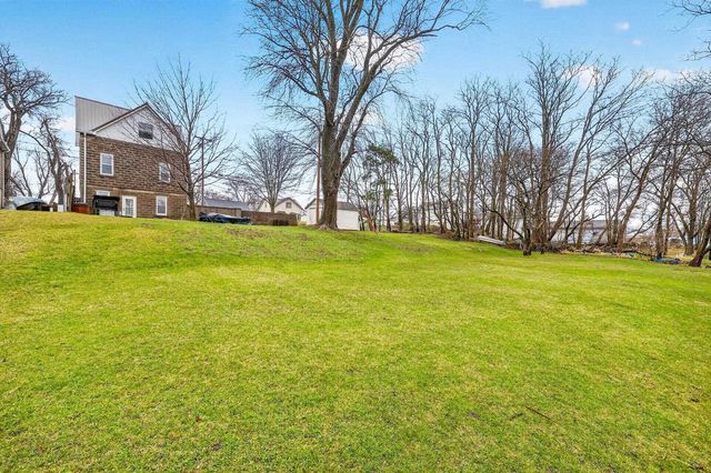 210 Lake Avenue, Montello, WI 53949