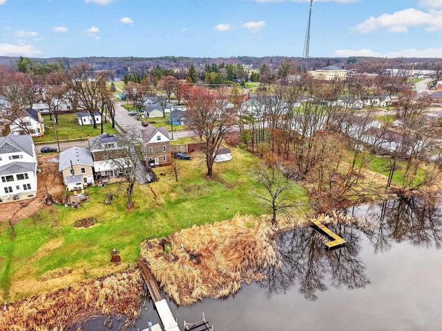 210 Lake Avenue, Montello, WI 53949