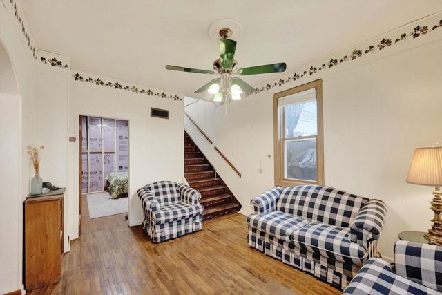 210 Lake Avenue, Montello, WI 53949